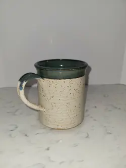 MUG VINTAGE SIGNED