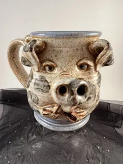 PIG/HOG MUG
