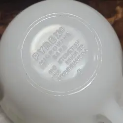 FLOWERS MILK GLASS