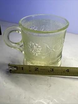 GLASS URANIUM