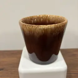 BROWN DRIP MUGS