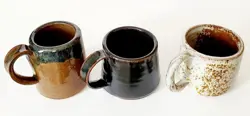 (3) VINTAGE HANDMADE POTTERY STUDIO ART ASSORTED COLOR GLAZED MUGS SIGNED