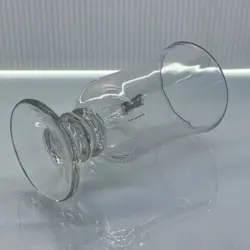 CLEAR GLASS PEDESTAL