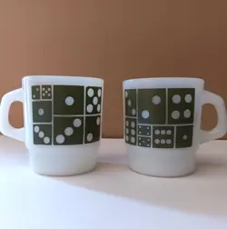 GREEN DICE/DOMINO