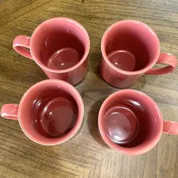 MUGS CORAL