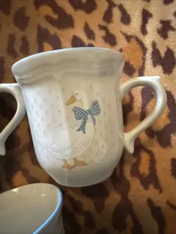 VINTAGE AUNT