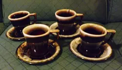 BROWN' DRIP MUGS