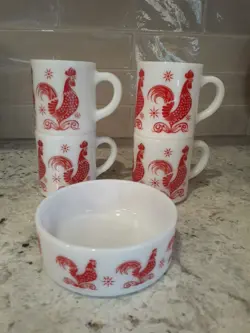 CUPS/MUGS BOWL