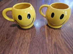 FACE COFFEE CUPS
