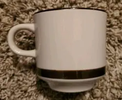VINTAGE 70S SEARS STRAWBERRIES FREEZER TO OVEN STONEWARE JAPAN COFFEE MUG SAUCER