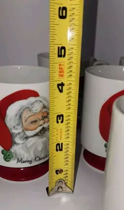 FOOTED CUPS