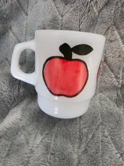 APPLE MUG CUP