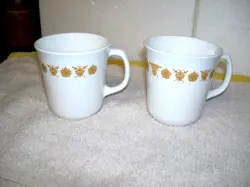 2 VINTAGE  CORNING WARE  BUTTERFLY GOLD COFFEE TEA CUPS