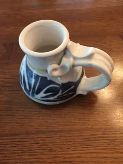 STONEWARE BLUE/WHITE MUG