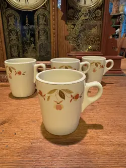 LEAF MUGS