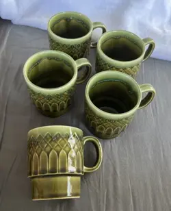 GREEN BROWN STACKING