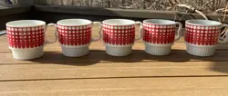 CHECKED CERAMIC STACKING