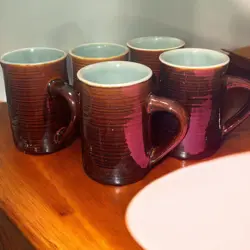 5 VINTAGE 1950S RED WING USA POTTERY VILLAGE GREEN BROWN GLAZE COFFEE MUG