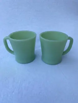 VINTAGE JADEITE FIRE KING MUG D HANDLE OVEN WARE