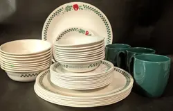 VINTAGE CORELLE FARM FRESH BEIGE DISHES PLATES BOWLS MUGS 41 PIECE SET