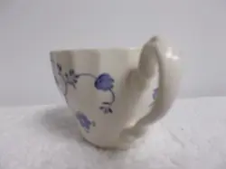 WHITE BLUE FLORAL