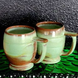 2 VINTAGE FRANKOMA POTTERY PRAIRIE GREEN BARREL COFFEE MUGS