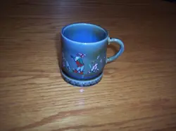 VINTAGE  WADE IRISH PORCELAIN COFFEE TEA MUG ELF FAIRY MUSHROOM SHAMROCK IRELAND