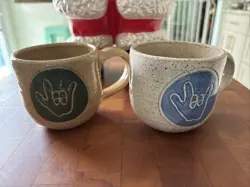 STONEWARE POTTERY HAWAIIAN
