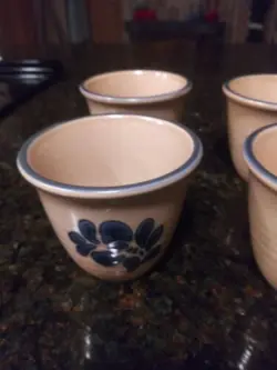 FOLK ART CUSTARD