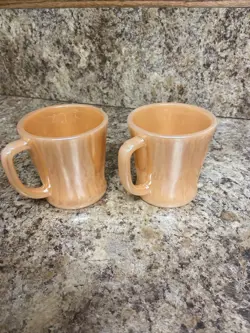 ANCHOR HOCKING FIRE KING MUG COFFEE CUP PEACH LUSTER D HANDLE VINTAGE