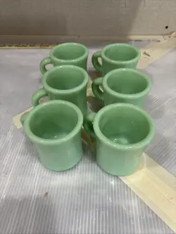 6 VINTAGE FIRE KING/ANCHOR HOCKING JADEITE D HANDLE OVEN WARE COFFEE CUPS