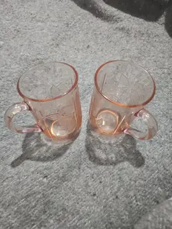 VINTAGE OF PINK
