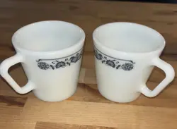 PYREX COFFEE MUGS/