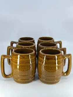 CERAMIC MUGS 1970S