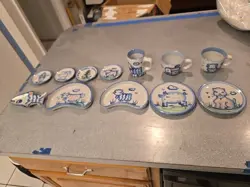 VINTAGE PLATES CUPS