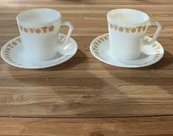 2 VINTAGE PYREX CORELLE BUTTERFLY GOLD COFFEE TEA CUPS MUGS SAUCERS MADE IN USA