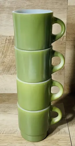 VINTAGE FIRE KING AVOCADO GREEN MILK GLASS STACKING MUGS SET OF 4 C HANDLE 