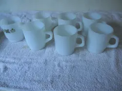 WHITE STACKING MUGS