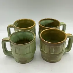 4 VINTAGE FRANKOMA POTTERY VINTAGE PRAIRIE GREEN WAGON WHEEL MUGS 4 INCHES TALL