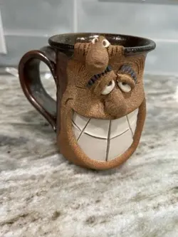 STUDIO ART POTTERY FUNNY FACE MUG SIGNED VINTAGE