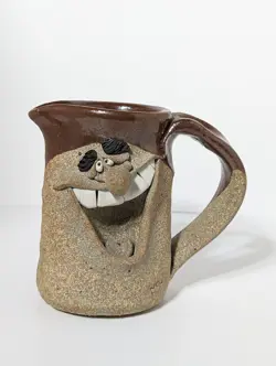 VINTAGE UGLY FUNNY FACE POTTERY MUG SIGNED MH MARK HINES STONEWARE COLLECTIBLE