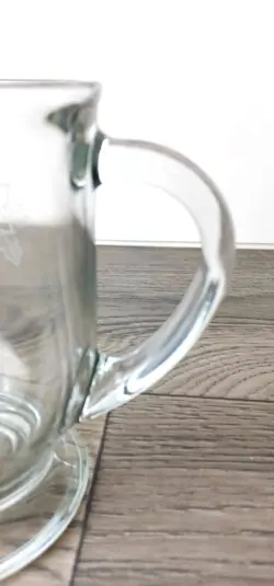 GLASS PEDESTAL COFFEE