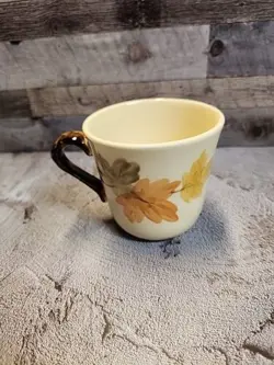 LEAVES FALL MUG