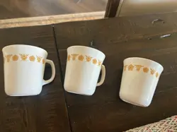 VINTAGE CORELLE BY CORNING PYREX SET OF 3 BUTTERFLY GOLD C HANDLE COFFEE CUPS