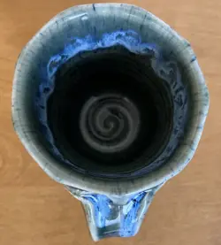 POTTERY MUG GLAZED