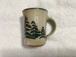 VTG MONROE POTTERY MAINE SALTWORKS PINE TREE DESIGN STANDARD  MUG