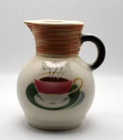 CREAMER WITH COFFEE