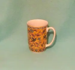 VINTAGE TAKAHASHI SILK ROAD MUG IN YELLOW