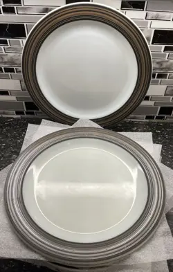 PLATES BROWN