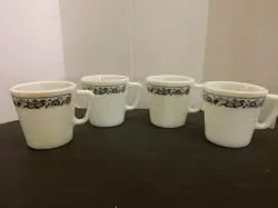 VINTAGE PYREX OLD TOWN BLUE D HANDLE COFFEE CUP MUG SET OF 4